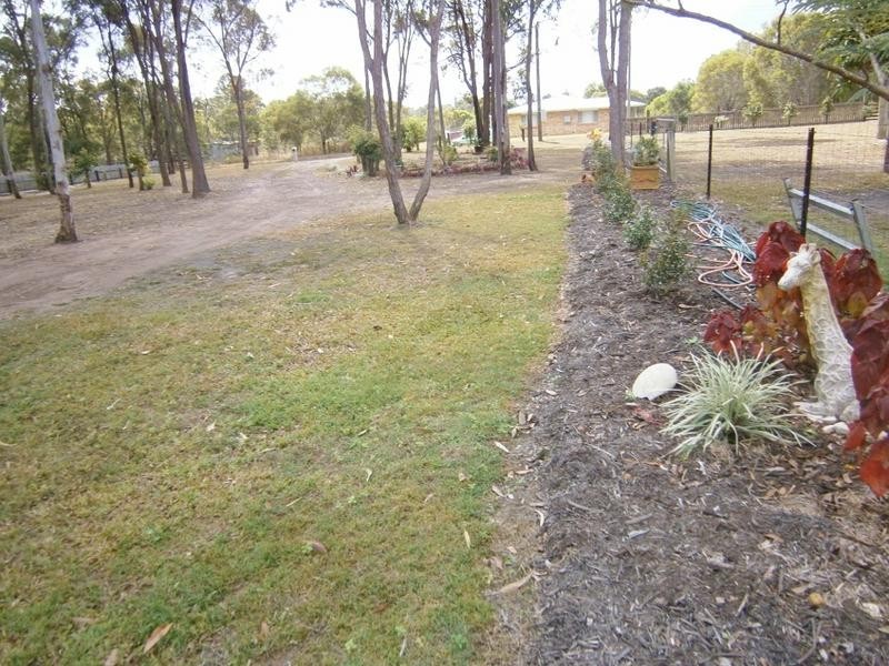 42 Annie St, Howard QLD 4659