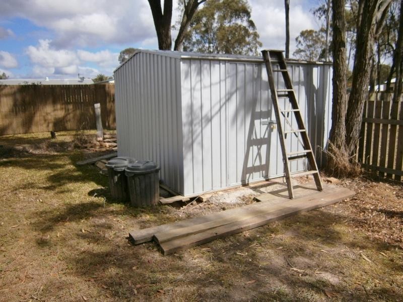 42 Annie St, Howard QLD 4659