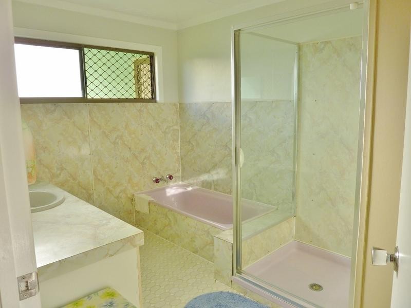 21 Gympie St, Torbanlea QLD 4662