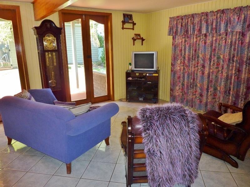 21 Gympie St, Torbanlea QLD 4662