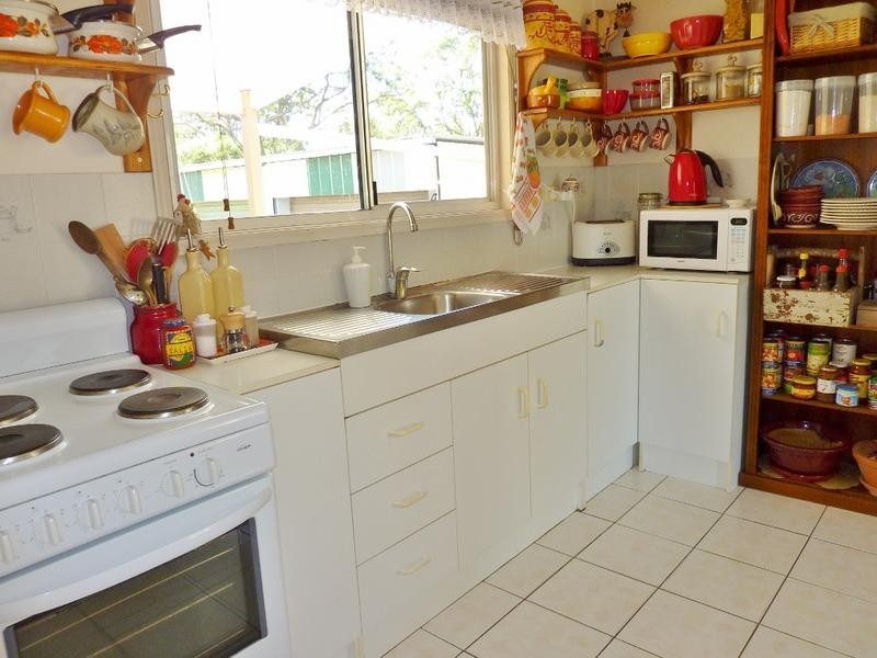 21 Ranch Park Dr, Pacific Haven QLD 4659