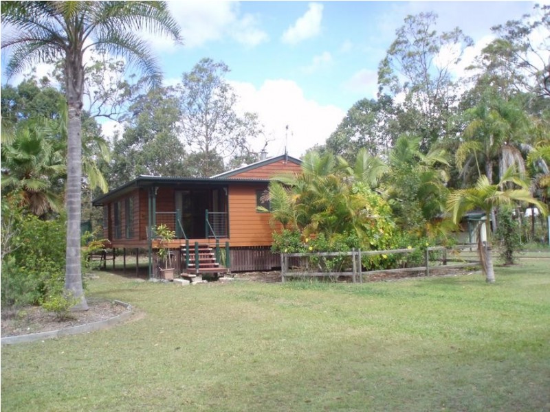 107 Hunter St, Torbanlea QLD 4662
