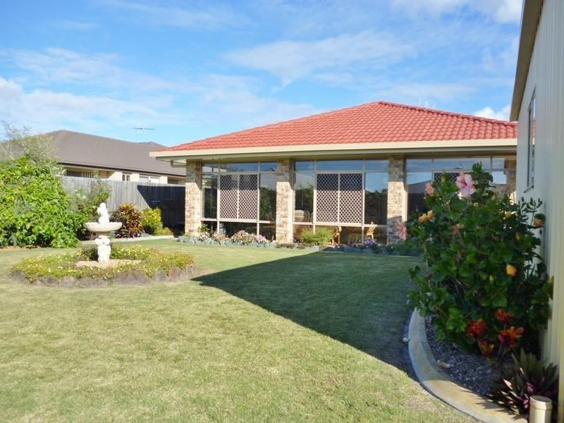 17 Noeme Street, Burrum Heads QLD 4659