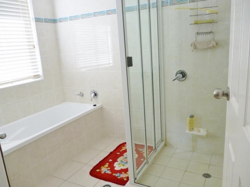 17 Noeme Street, Burrum Heads QLD 4659