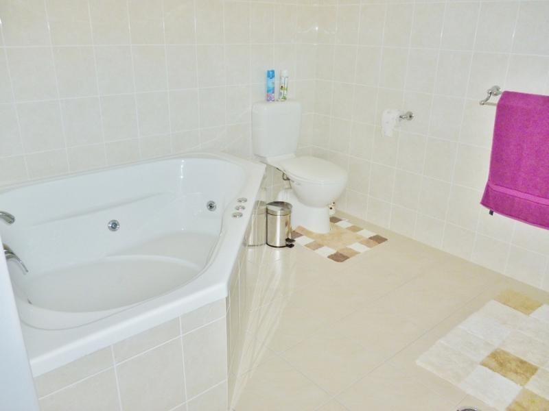 17 Noeme Street, Burrum Heads QLD 4659
