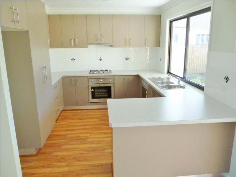 40 James St, Howard QLD 4659