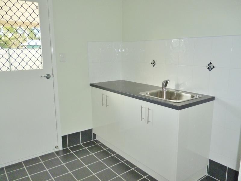 40 James St, Howard QLD 4659