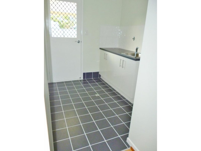 40 James St, Howard QLD 4659