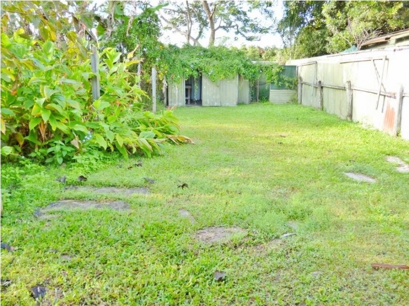 20 James St, Howard QLD 4659