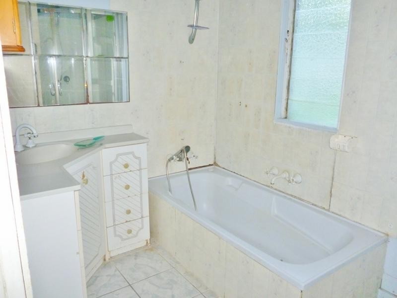 20 James St, Howard QLD 4659