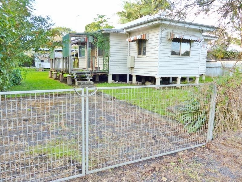 20 James St, Howard QLD 4659