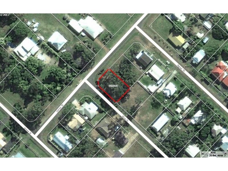 42 James St, Howard QLD 4659