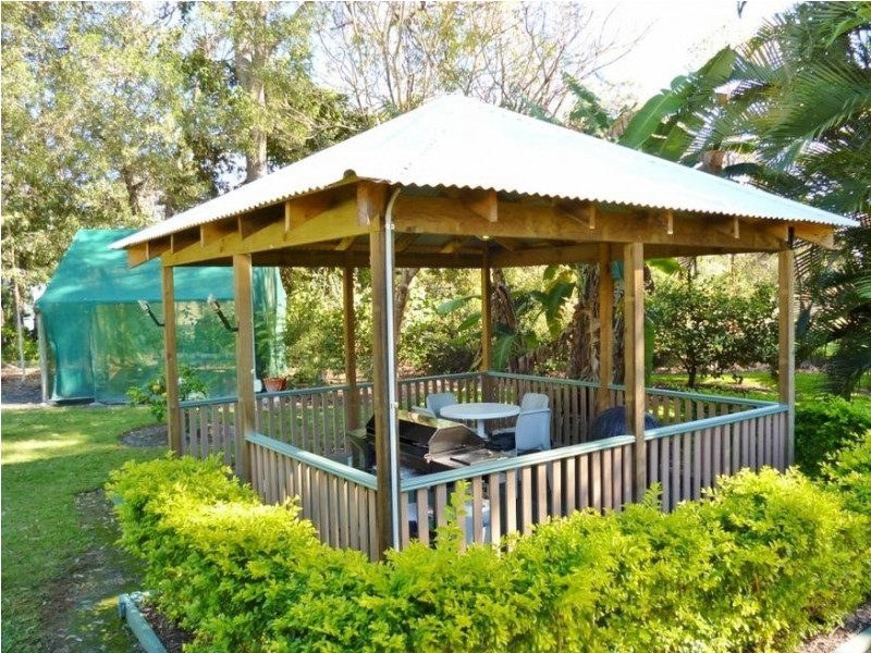 15 Dreamtime Ave, Burrum Heads QLD 4659