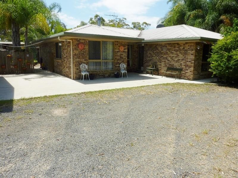 31 Marina Dr, Pacific Haven QLD 4659