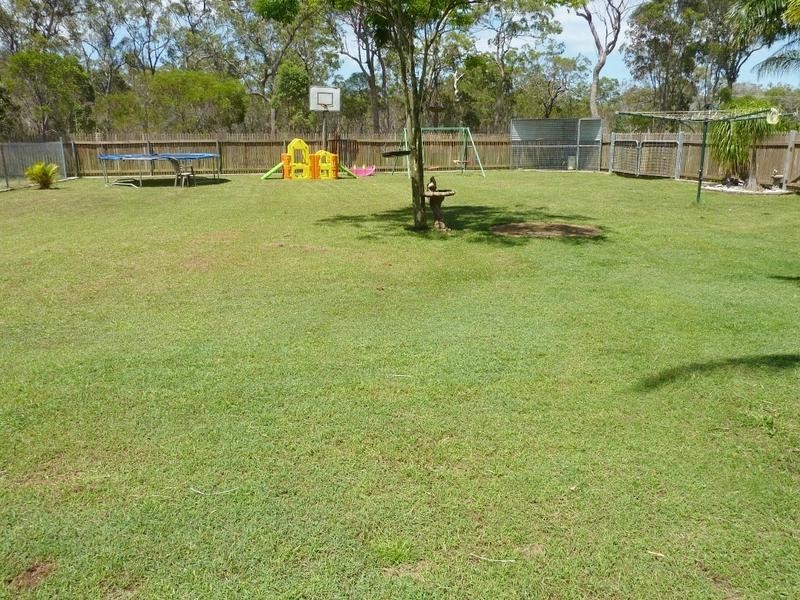 31 Marina Dr, Pacific Haven QLD 4659