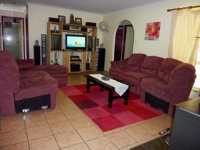 31 Marina Dr, Pacific Haven QLD 4659