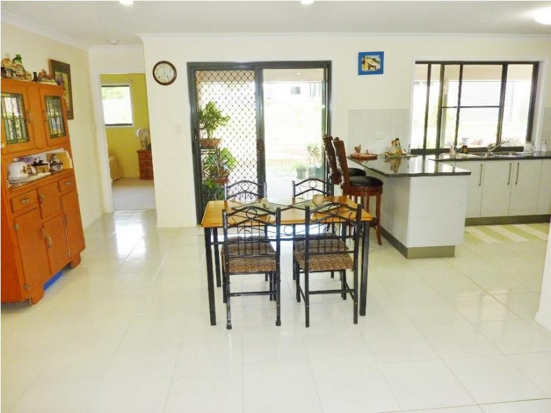 10 PRAWLE ST, Howard QLD 4659
