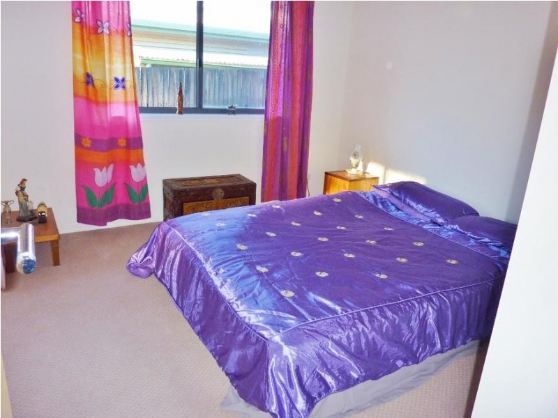 10 PRAWLE ST, Howard QLD 4659