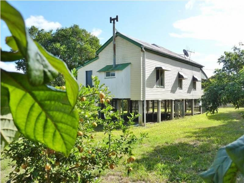 11 Edith Street, Howard QLD 4659