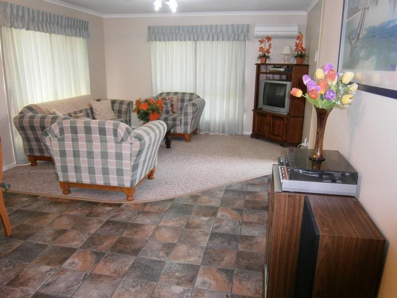 19 White St, Howard QLD 4659