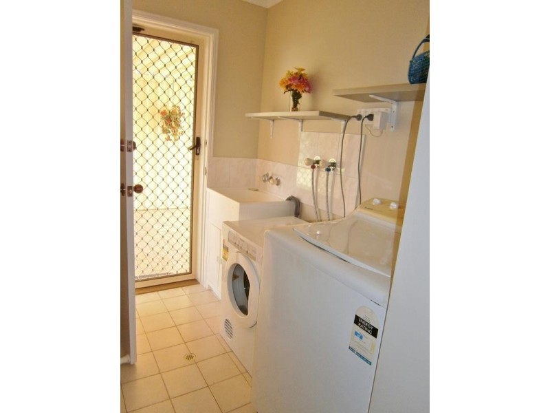 19 White St, Howard QLD 4659
