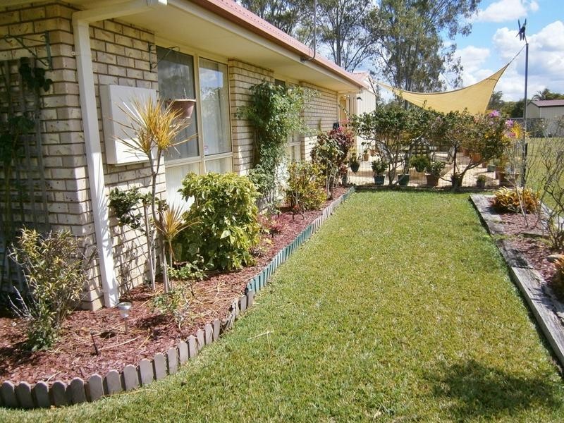 19 White St, Howard QLD 4659