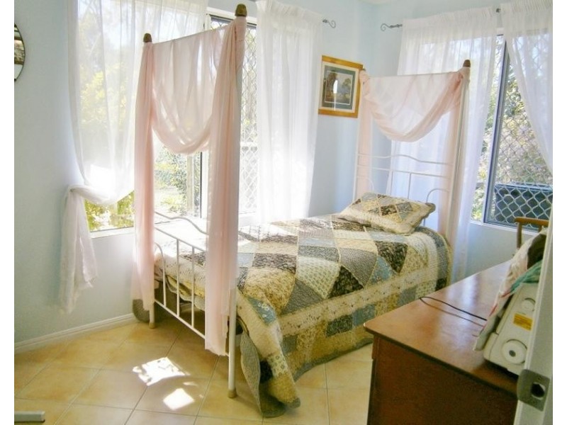 22 Blythe st, Burrum Town QLD 4659