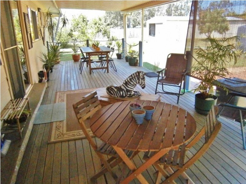 24 Annie St, Howard QLD 4659