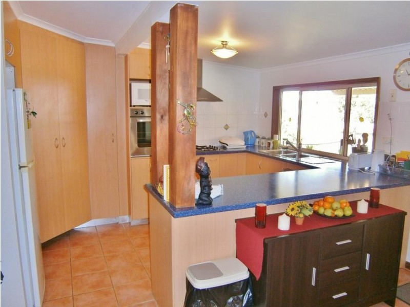 24 Annie St, Howard QLD 4659