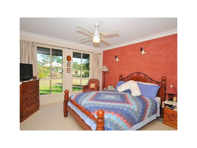 9 Brypat Close, Burrum Heads QLD 4659
