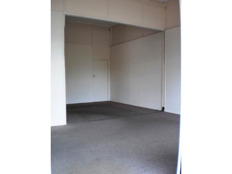 73 William St, Howard QLD 4659