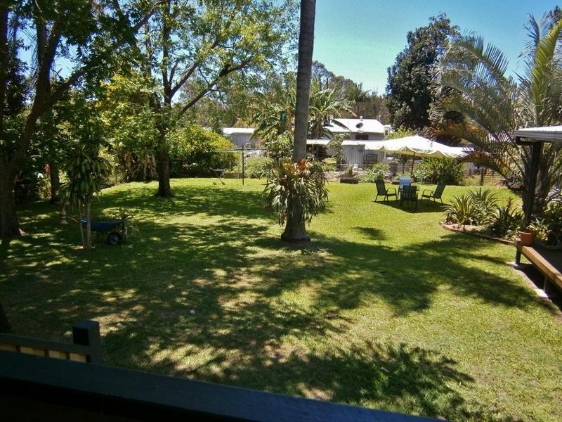 49 Thomas Street, Howard QLD 4659
