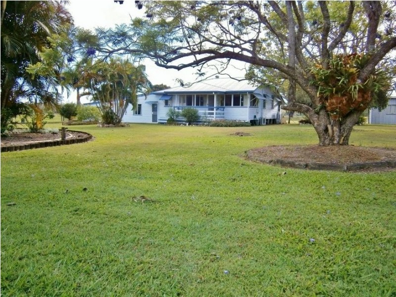 34 Smith Rd, Howard QLD 4659