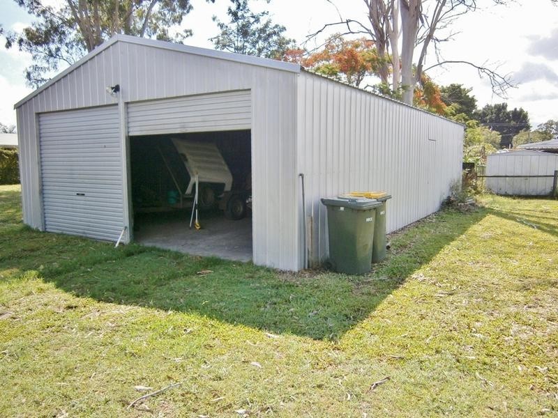 9-11 Woodrow Street, Howard QLD 4659