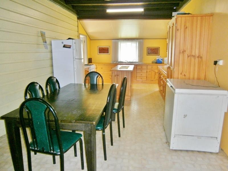 9-11 Woodrow Street, Howard QLD 4659