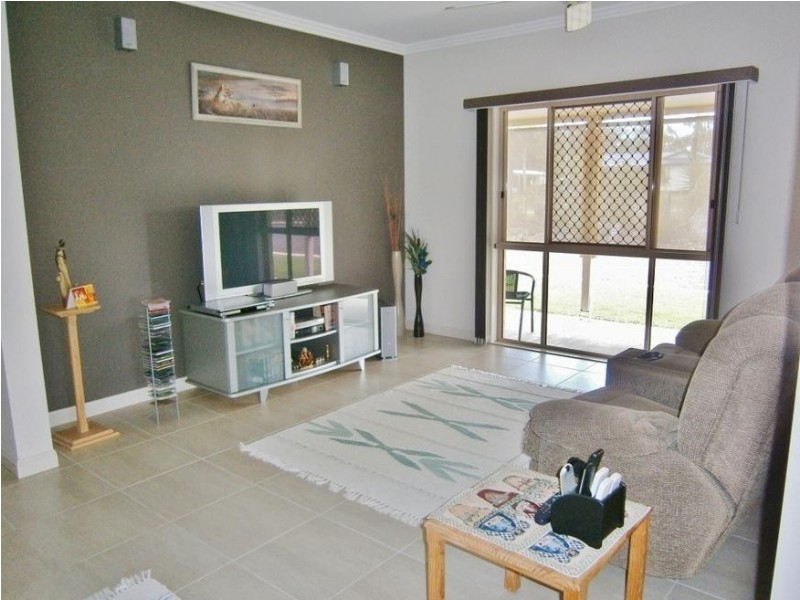 4 Brypat Close, Burrum Heads QLD 4659