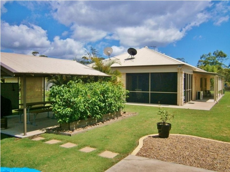 4 Brypat Close, Burrum Heads QLD 4659