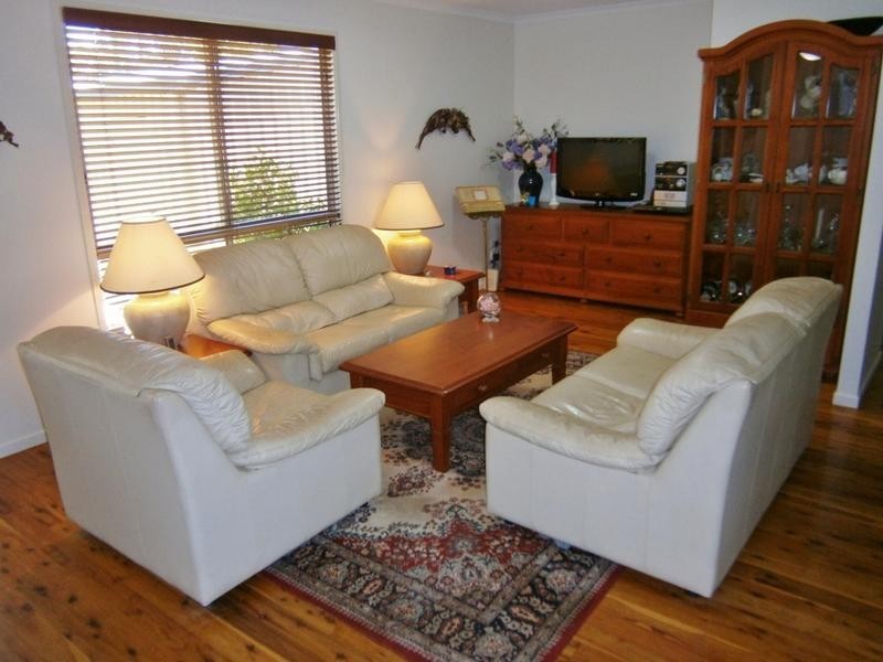 49 Thomas St, Howard QLD 4659