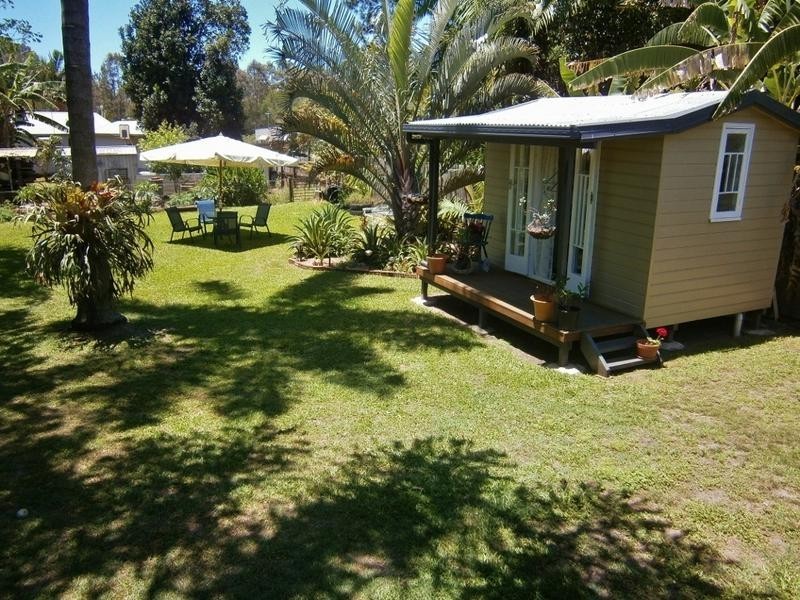 49 Thomas St, Howard QLD 4659