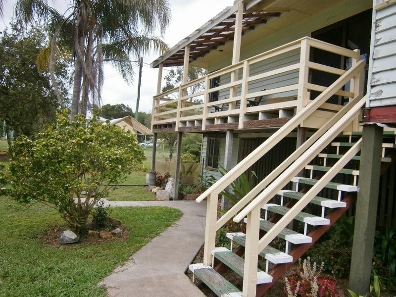 18 Spring St, Howard QLD 4659