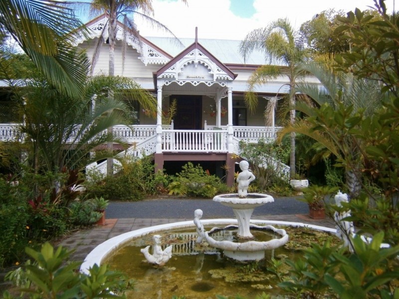 23 William St, Howard QLD 4659