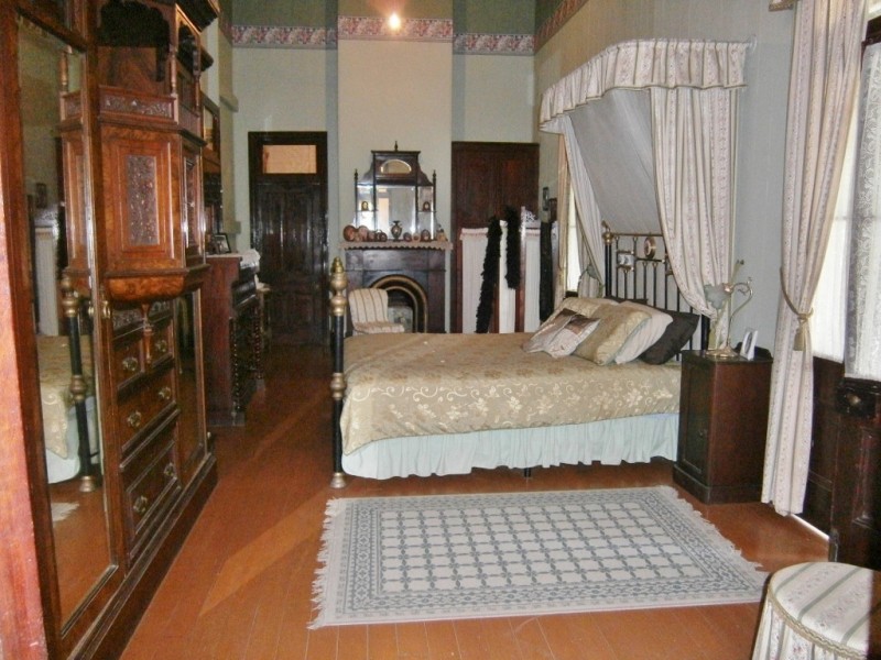 23 William St, Howard QLD 4659