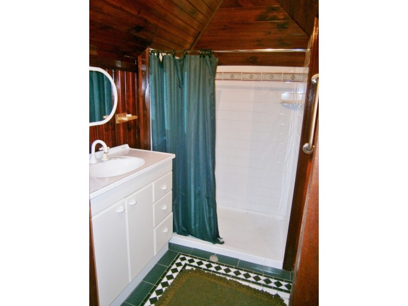 23 William St, Howard QLD 4659