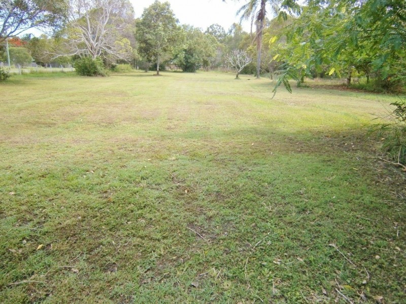 23 William St, Howard QLD 4659