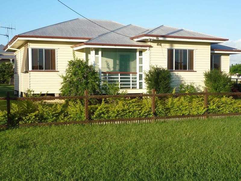 31 Hunter Street, Torbanlea QLD 4662