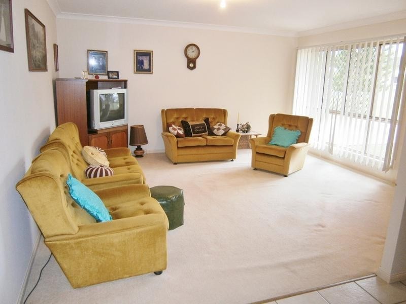 34 Spring Street, Howard QLD 4659