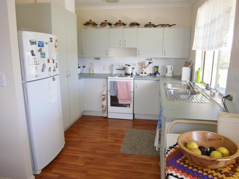 9 Annie Street, Howard QLD 4659