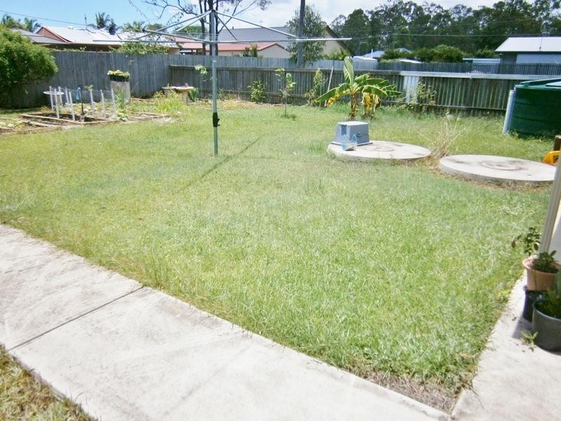9 Annie Street, Howard QLD 4659