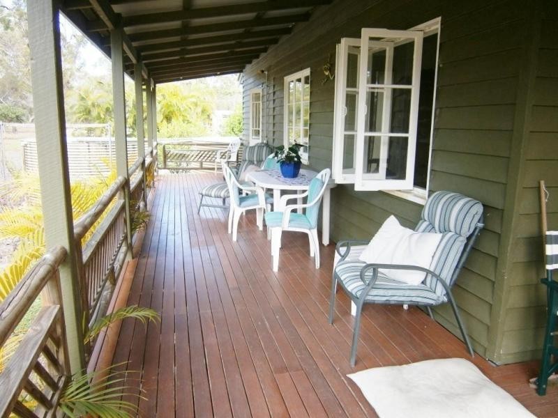 8 Jacqueline Drive, Pacific Haven QLD 4659