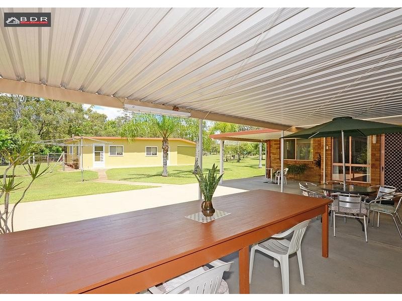 2-14 Thomas St, Howard QLD 4659